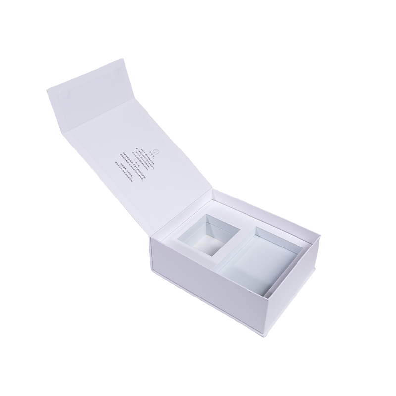 Urmăriți Bijuterii Parfum Magnetic Crașcă tare